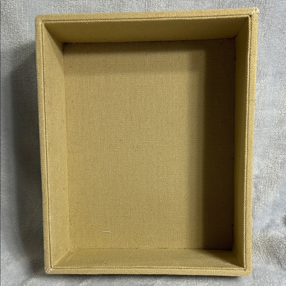 Victoria’s Secret Retro Wave Pattern Box with Ribbon (EMPTY) - Picture 8 of 11